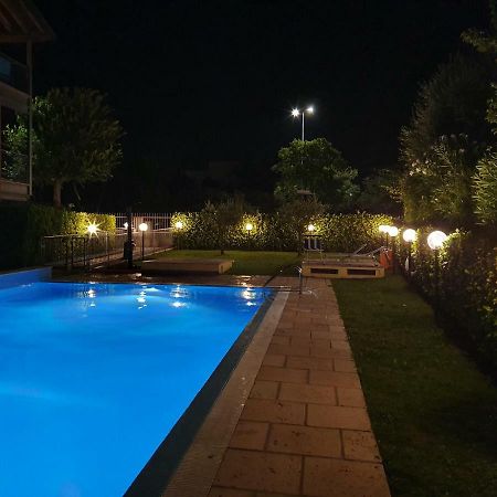 Apartament Garda Felice Desenzano del Garda Zewnętrze zdjęcie