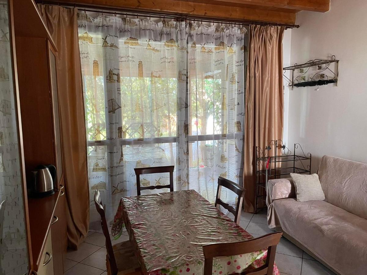 Apartament Garda Felice Desenzano del Garda Zewnętrze zdjęcie