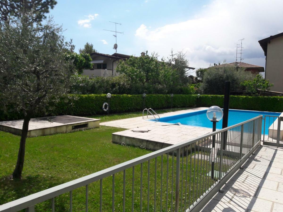 Apartament Garda Felice Desenzano del Garda Zewnętrze zdjęcie